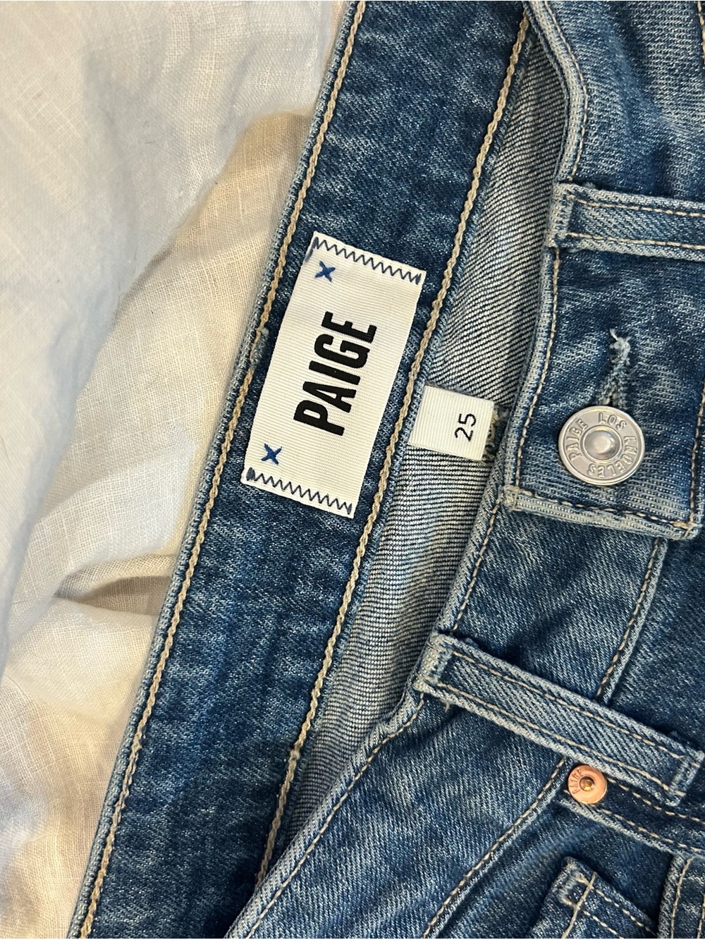 PAIGE Leenah jeans size 25 - Picture 7 of 13